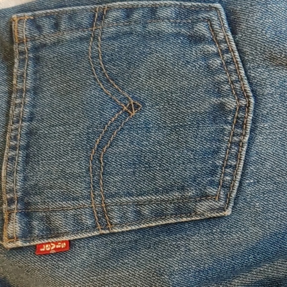 2/$30 BOYS LEVIS RED TAB STRAIGHT LEG JEANS - Picture 5 of 6